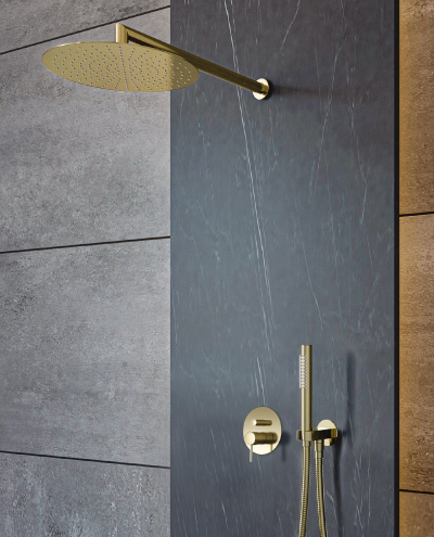 ����� ���� ` ����� ` ���� ��